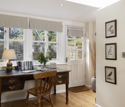 Royal Oak Cottage Study - StayCotswold