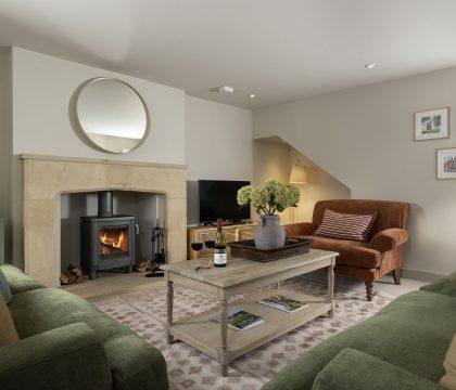 The Fleece House Sitting Room - StayCotswold