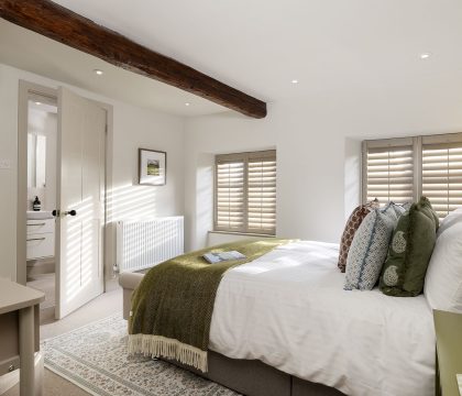The Fleece House Bedroom 2 - StayCotswold