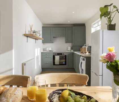 Tower View Kitchen/Dining Room - StayCotswold