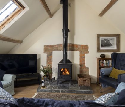 The Granary at Oriel Farm Sitting Area - StayCotswold