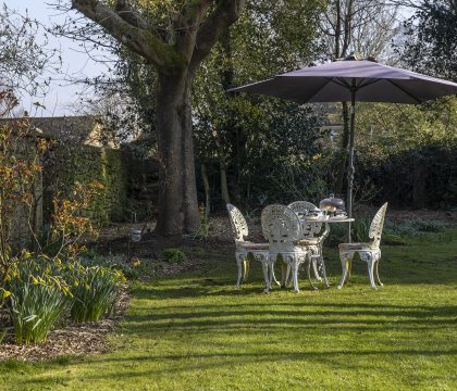 The Granary at Oriel Farm Garden - StayCotswold