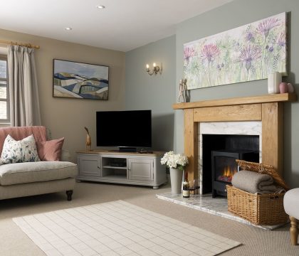 The Loft Sitting Room - StayCotswold