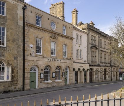 The Snug Area - StayCotswold