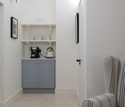 Primrose Cottage, Barnsley Utility - StayCotswold