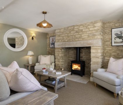 Primrose Cottage, Barnsley Sitting Room - StayCotswold