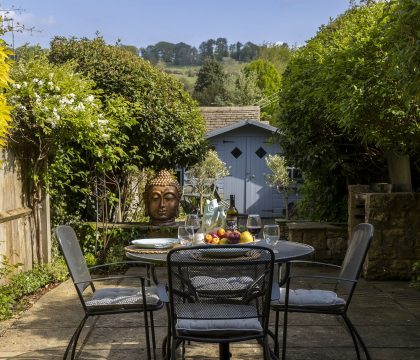 Knoll Cottage Garden - StayCotswold