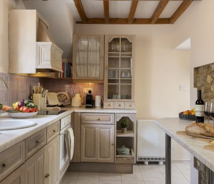 Orchard Cottage Kitchen - StayCotswold
