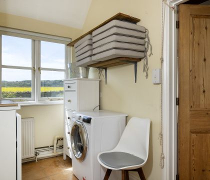 Middle Farm Utility - StayCotswold