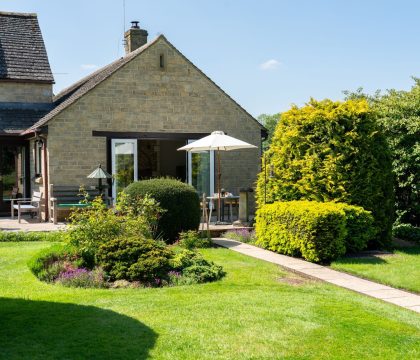 Twigs Garden - StayCotswold