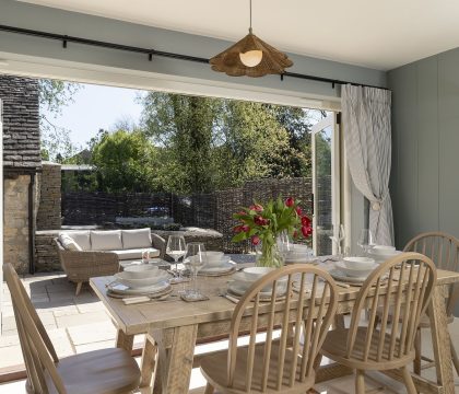 Primrose Cottage, Barnsley Dining Room - StayCotswold