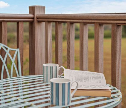 Keepers Annexe Balcony - StayCotswold