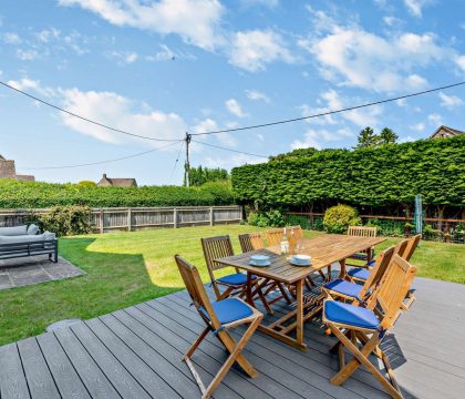 Little Lulham Garden - StayCotswold
