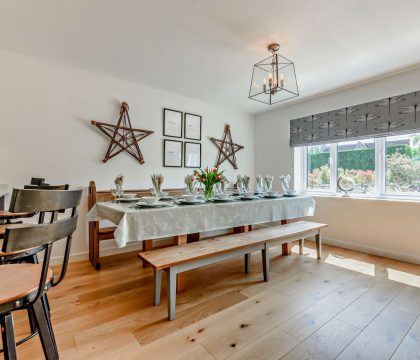 Little Lulham Dining Area - StayCotswold