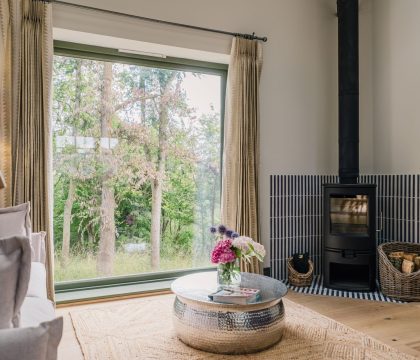The Old Workshop Sitting Area - StayCotswold