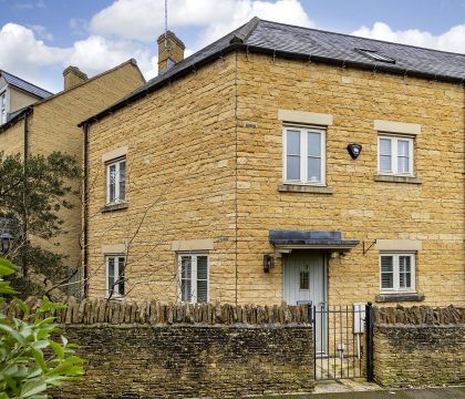 Appledore Cottage - StayCotswold