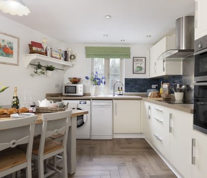 Appledore Cottage Kitchen/Diner - StayCotswold