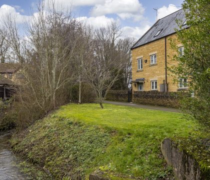 Appledore Cottage - StayCotswold