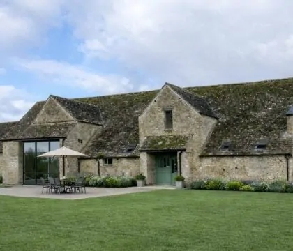 The Threshing Barn - StayCotswold