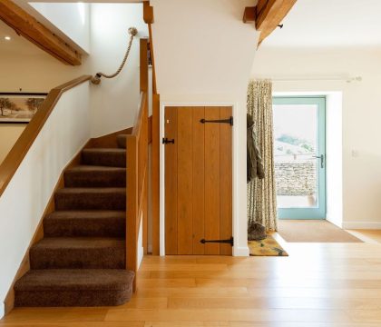 Will's Cottage Entrance - StayCotswold