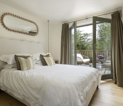 The Old Workshop Bedroom - StayCotswold