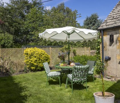Laureldene Lodge - StayCotswold