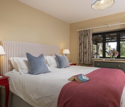 Laureldene Lodge - StayCotswold