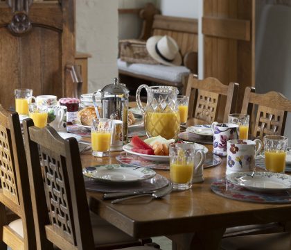 Ascott Earl House Breakfast Room - StayCotswold