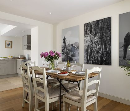 1 Manor Farm Cottage Dining Room - StayCotswold