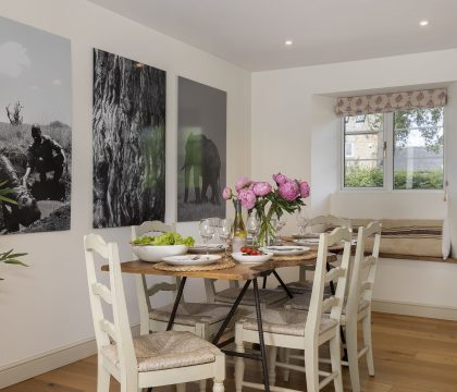 1 Manor Farm Cottage Dining Room - StayCotswold