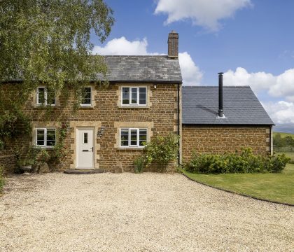 2 Manor Farm Cottage - StayCotswold