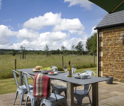2 Manor Farm Cottage Garden - StayCotswold