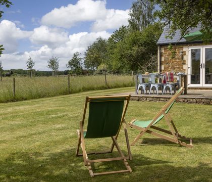 2 Manor Farm Cottage Garden - StayCotswold