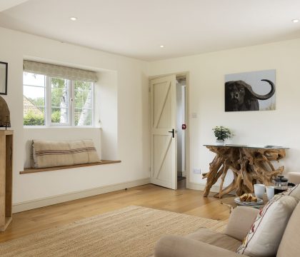 2 Manor Farm Cottage Sitting Room - StayCotswold