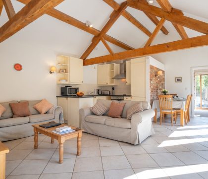 Blossom Barn - StayCotswold
