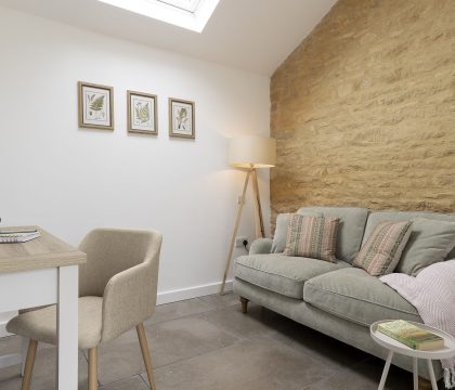 The Cattle Shed Snug - StayCotswold