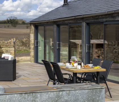 The Cattle Shed - StayCotswold