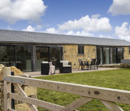 The Cattle Shed - StayCotswold
