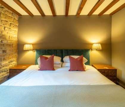 The Mill Primary Bedroom - StayCotswold