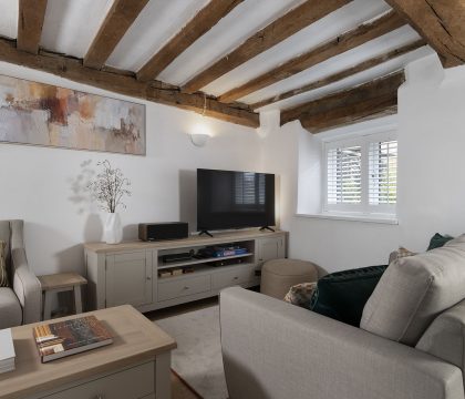 The Mews Hideaway Sitting Area - StayCotswold
