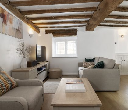 The Mews Hideaway Sitting Area - StayCotswold