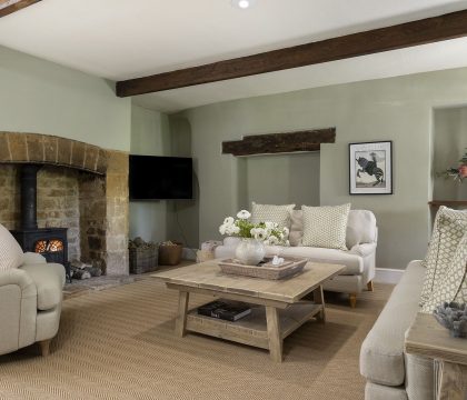 The Green Sitting Room - StayCotswold