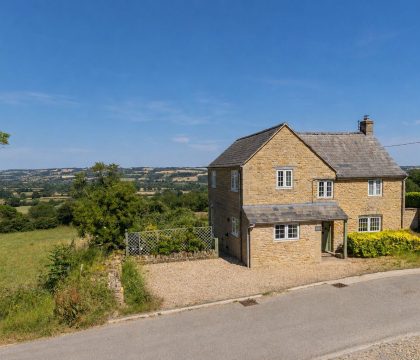 Murray's Cottage - StayCotswold