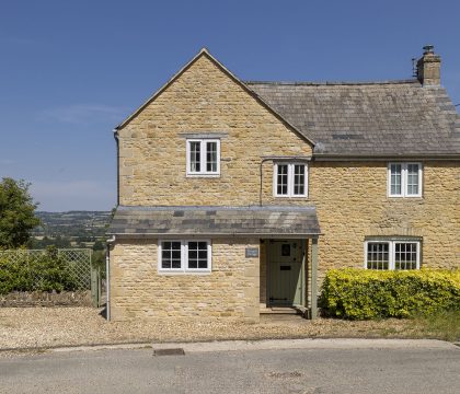 Murray's Cottage - StayCotswold