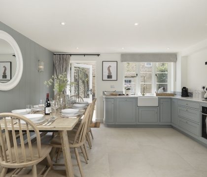4 Wraggs Row Kitchen/Diner - StayCotswold