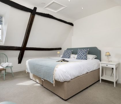 The Haven Primary Bedroom - StayCotswold