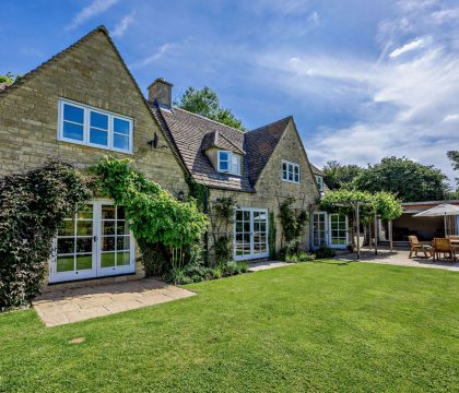 Burghfield Cottage Garden - StayCotswold