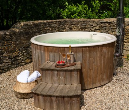 Yew Tree Farmhouse - StayCotswold