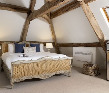 Yew Tree Farmhouse - StayCotswold