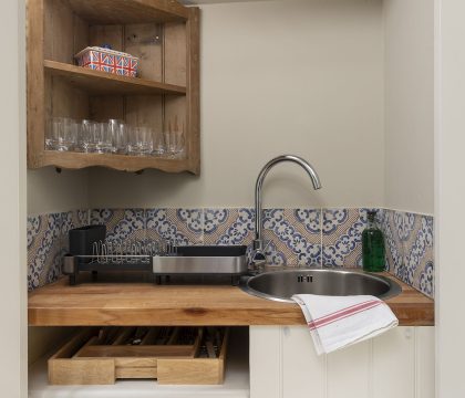 The Digs Kitchenette- StayCotswold